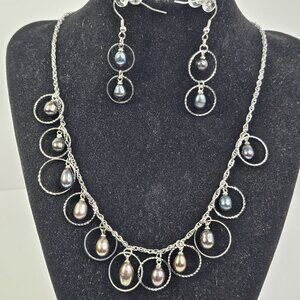 Black Pearl Necklace And Pearl Dangle Earrings Set. Authentic Black Pearls